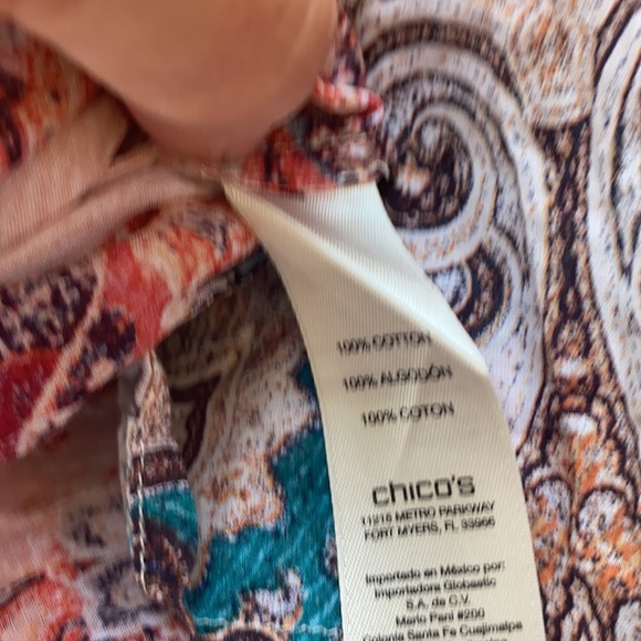 🌺Chico’s Peach Button Down paisley Blouse🌺 - Picture 7 of 8